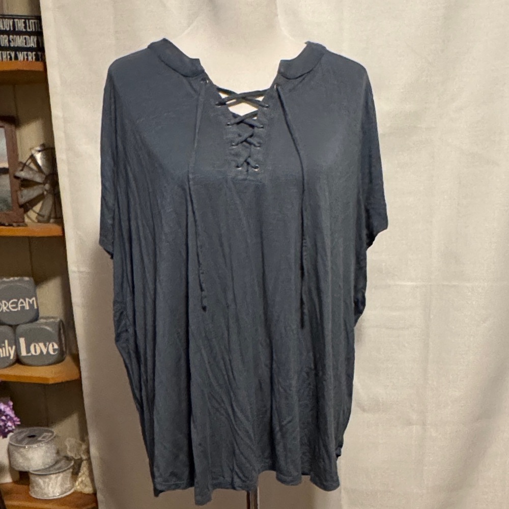 Maurice’s Tee
